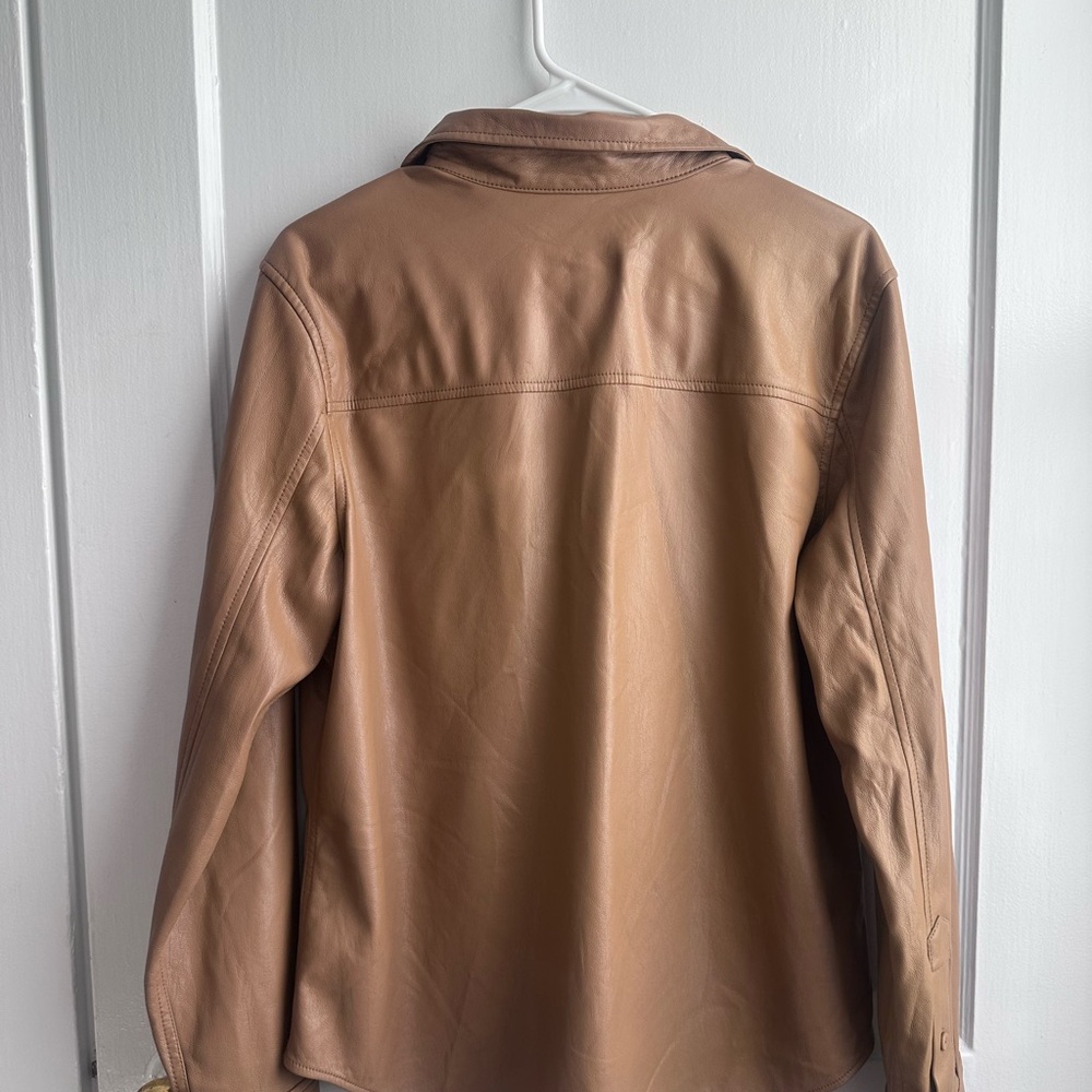 Aritzia | Wilfred Faux Leather Brown Button Down Shacket - Picture 4 of 4